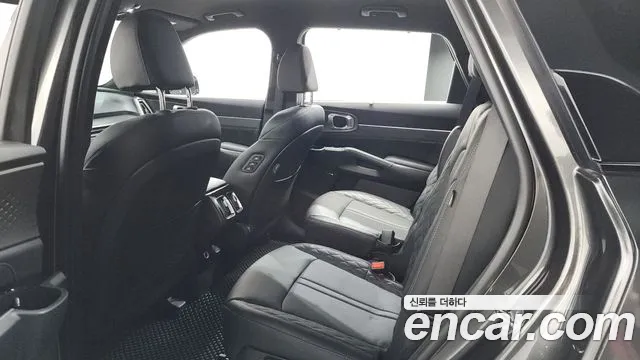 Kia Sorento Новый Sorento 4 поколение Бензин 2.5T 4WD — Фото автомобиля 19