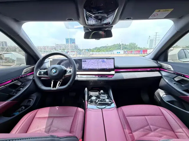 BMW 5 Series — Фото автомобиля 6