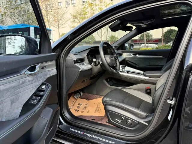 Geely Xingrui — Фото автомобиля 5
