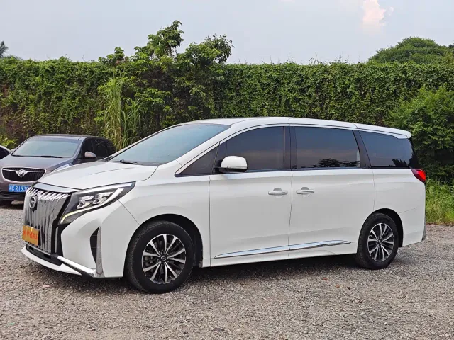 GAC Trumpchi M8 — Фото автомобиля 2