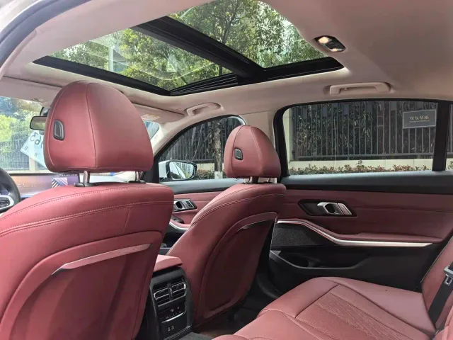 BMW 3 Series — Фото автомобиля 9