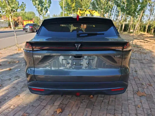 Deepal S07 — Фото автомобиля 5