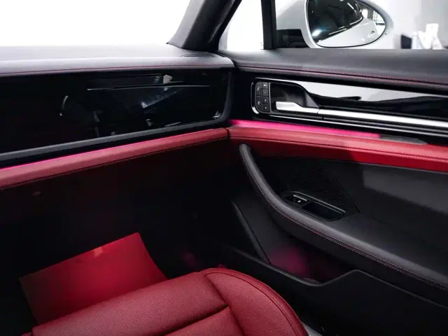 Porsche Panamera — Фото автомобиля 26