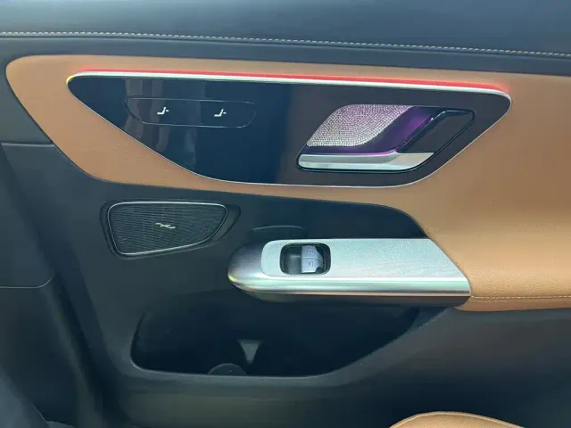 Mercedes-Benz GLC-Class — Фото автомобиля 24