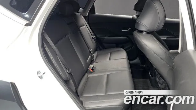 Hyundai Kona — Фото автомобиля 18