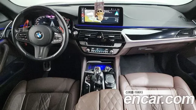 BMW 5-Series 5 серия (G30) — Фото автомобиля 7
