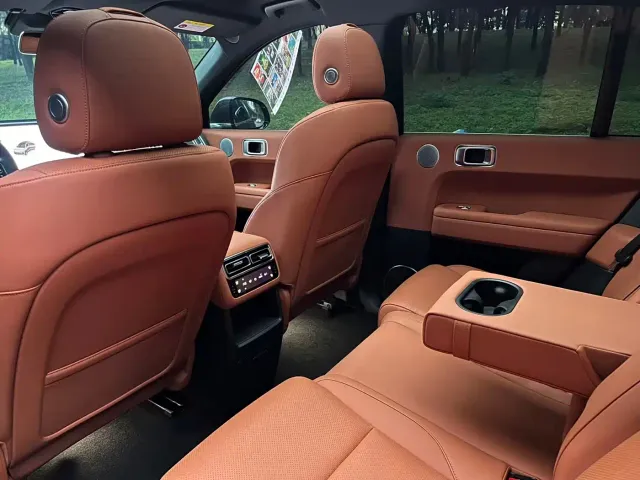 Li Auto L6 — Фото автомобиля 8