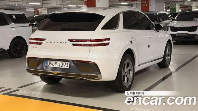 Genesis GV70 — Фото автомобиля 2