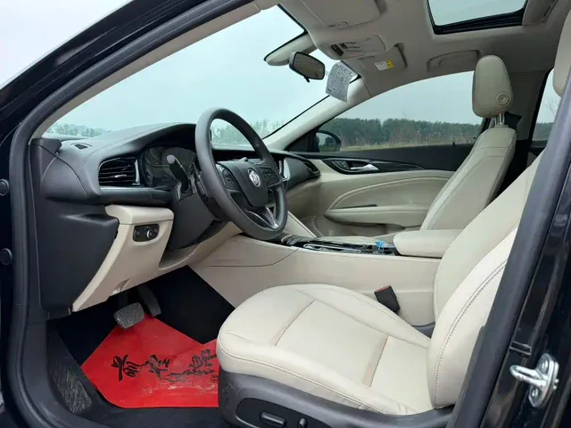 Buick Regal — Фото автомобиля 7