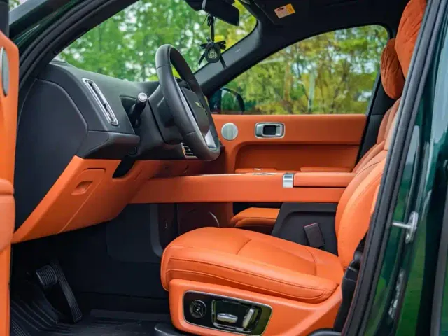Li Auto L9 — Фото автомобиля 12