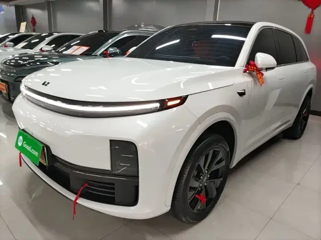 Фотография автомобиля — Li Auto L7