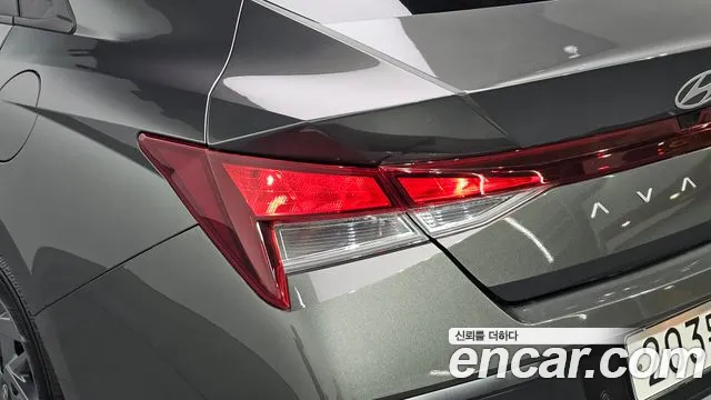Hyundai Avante CN7 — Фото автомобиля 8