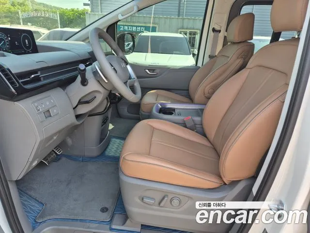 Hyundai Staria Staria — Фото автомобиля 6