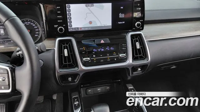 Kia Sorento Sorento 4-е поколение Дизель 2.2 2WD — Фото автомобиля 13