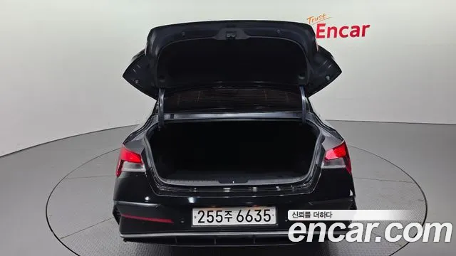 Hyundai AVANTE Новый Avante (CN7) — Фото автомобиля 20