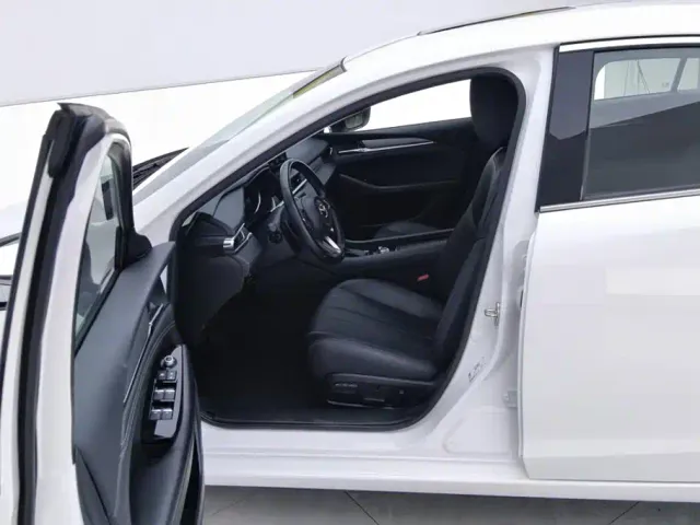 Mazda Atenza — Фото автомобиля 9