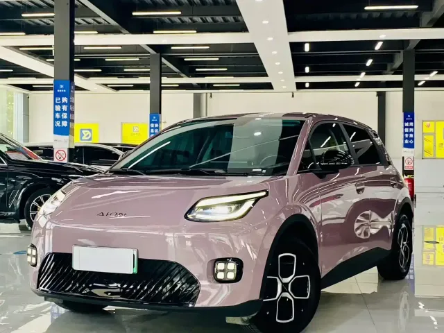 GAC Aion UT — Фото автомобиля 3