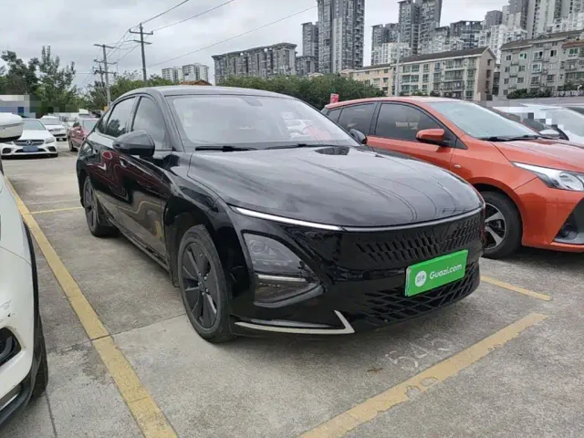 Wuling Starlight — Фото автомобиля 3