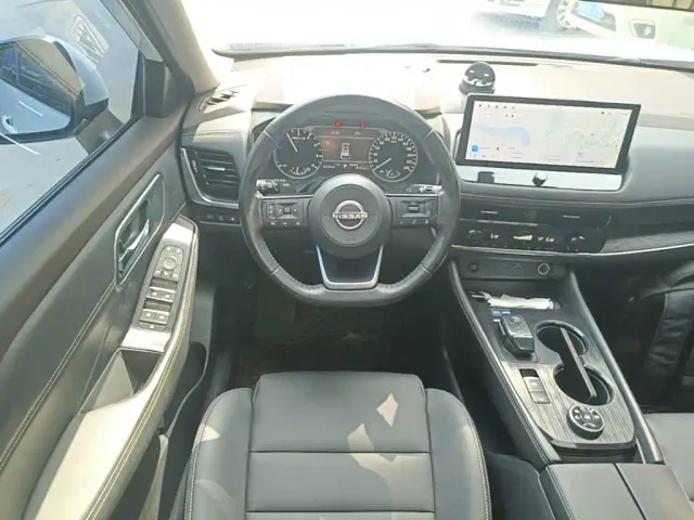 Nissan X-Trail — Фото автомобиля 6