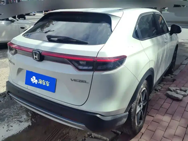 Honda Vezel — Фото автомобиля 3
