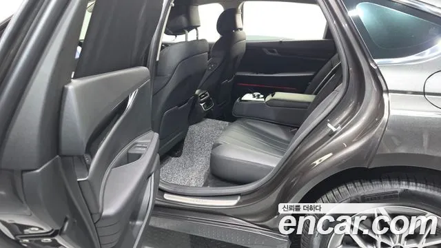 Genesis G80 RG3 — Фото автомобиля 16