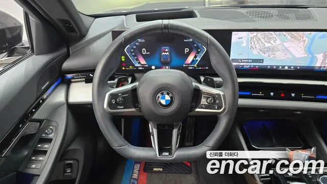BMW 5 Series G60 — Фото автомобиля 21