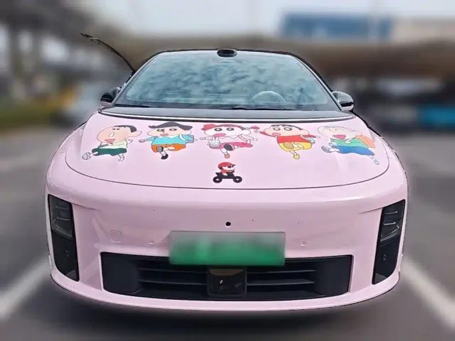 Li Auto i6 — Фото автомобиля 4