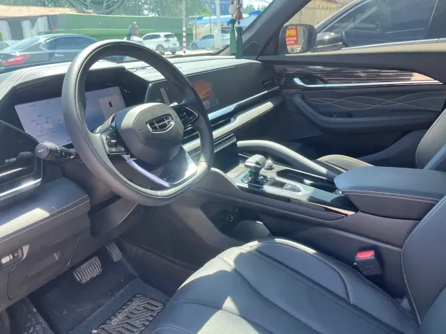 Geely Xingyue L — Фото автомобиля 6
