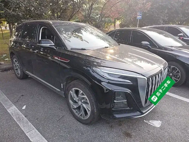 Hongqi HS3 PHEV — Фото автомобиля 3