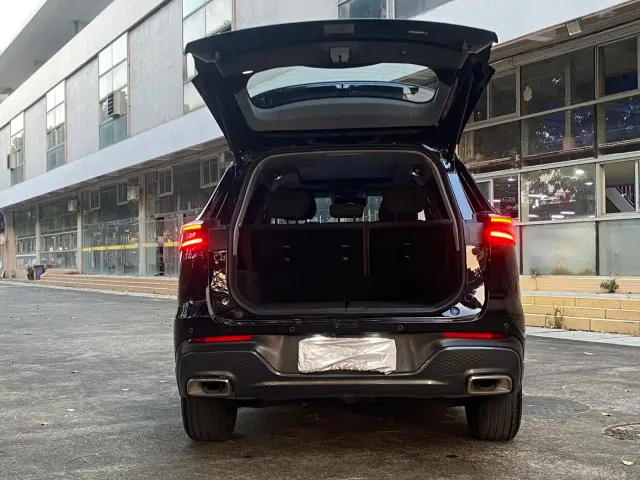 Chery Tiggo 8 PLUS — Фото автомобиля 20