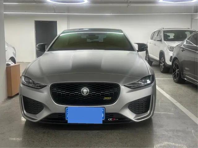 Jaguar XEL — Фото автомобиля 2