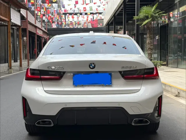 BMW 3 Series — Фото автомобиля 19