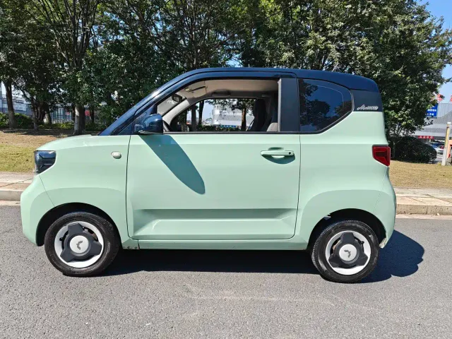 Wuling Hongguang Mini EV — Фото автомобиля 3