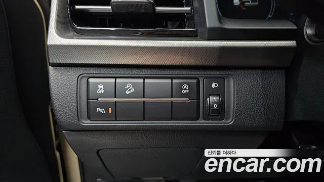 KG_Mobility_Ssangyong Rexton Новый Rexton Sport Дизель 2.2 4WD — Фото автомобиля 16