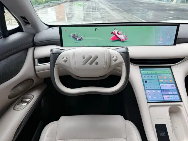 IM Motors LS6 — Фото автомобиля 15