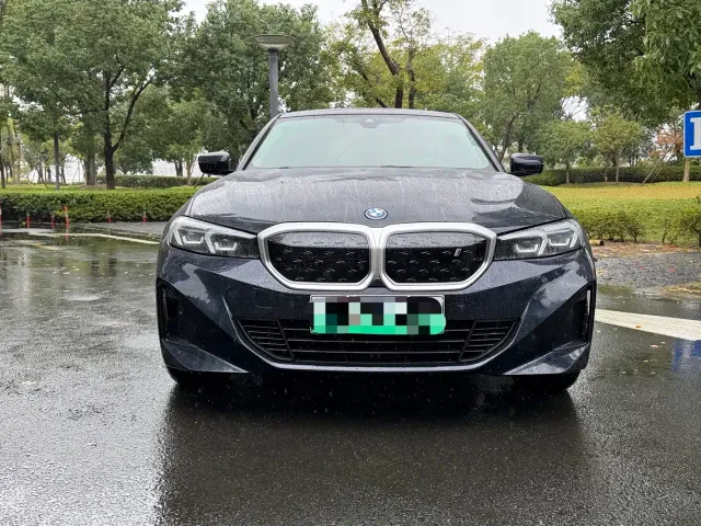 BMW i3 — Фото автомобиля 2
