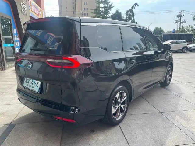 GAC Trumpchi M6 — Фото автомобиля 8