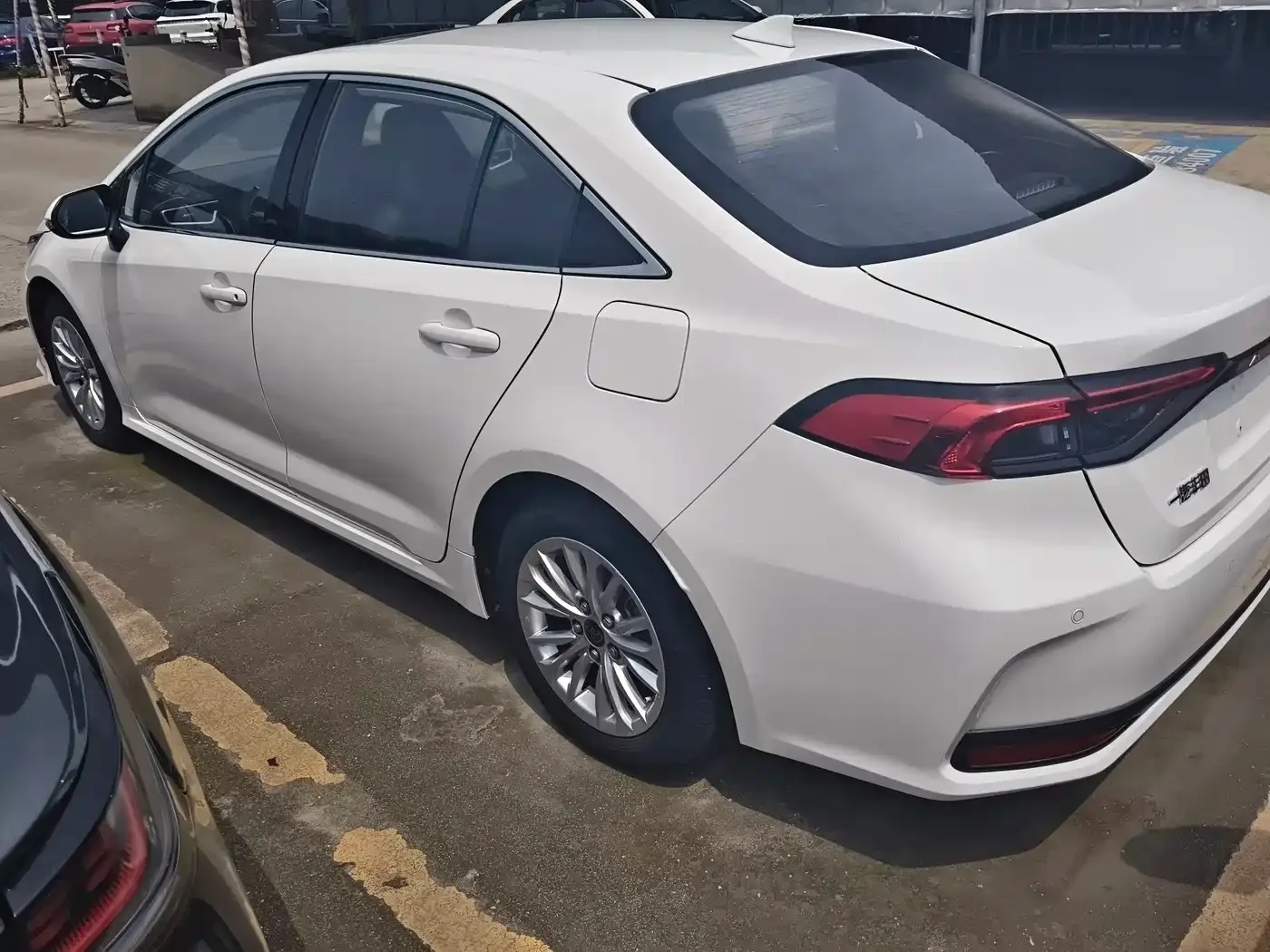 Toyota Allion 2023 2.0L Zunyue Edition — Фото автомобиля 16