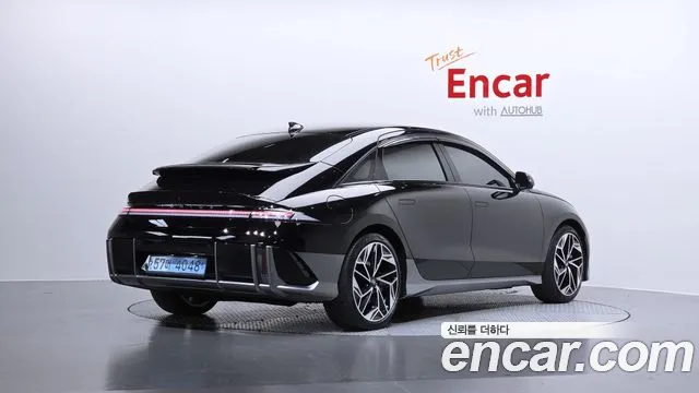 Hyundai Ioniq6 Long Range AWD — Фото автомобиля 2