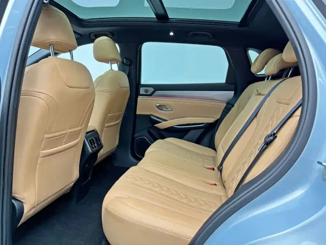 BYD Song L DM-i — Фото автомобиля 16