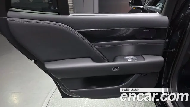 Genesis G90 Бензин 3.5 турбо AWD — Фото автомобиля 22