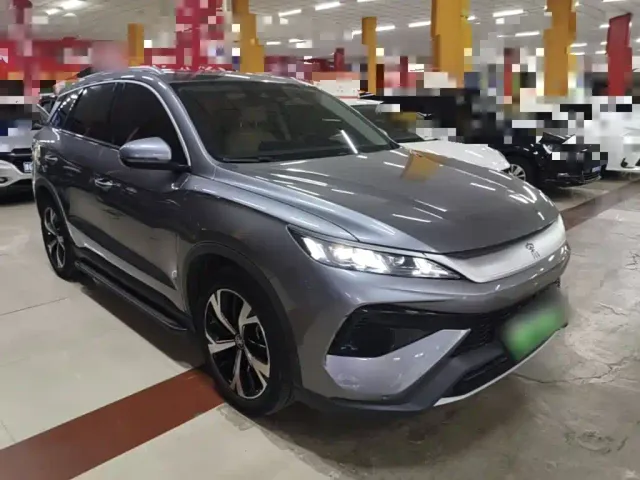BYD Song Pro — Фото автомобиля 3