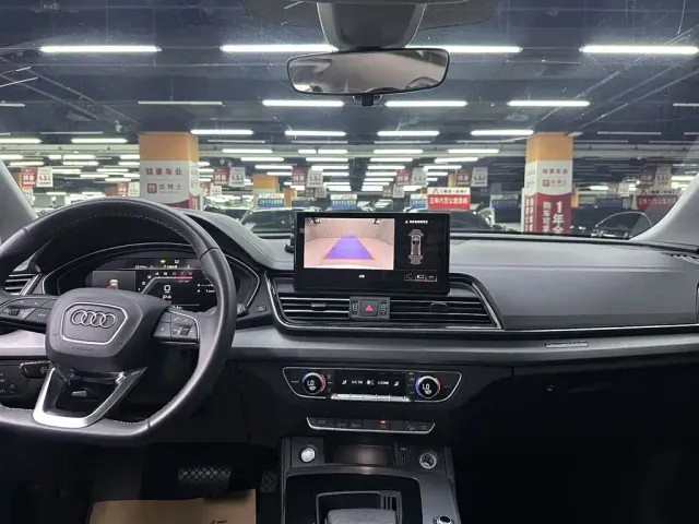 Audi Q5L — Фото автомобиля 8