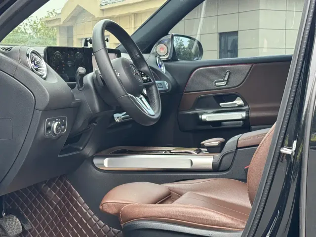 Mercedes-Benz GLB-Class — Фото автомобиля 4