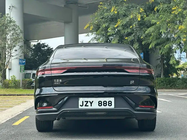 BYD Han — Фото автомобиля 5