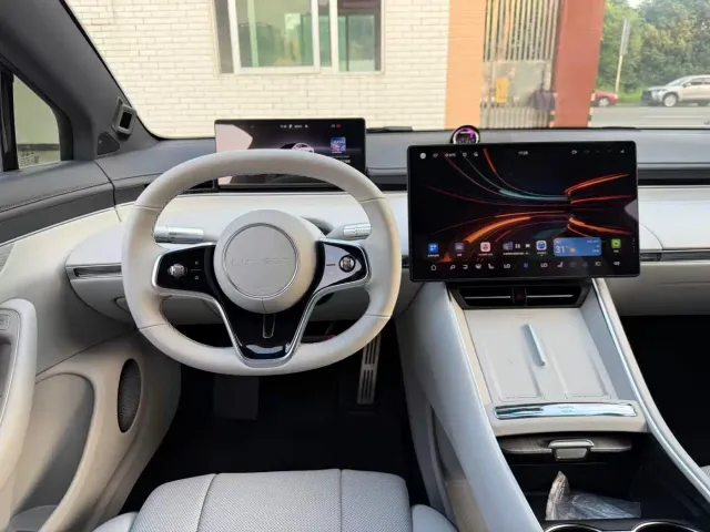Luxeed S7 — Фото автомобиля 7