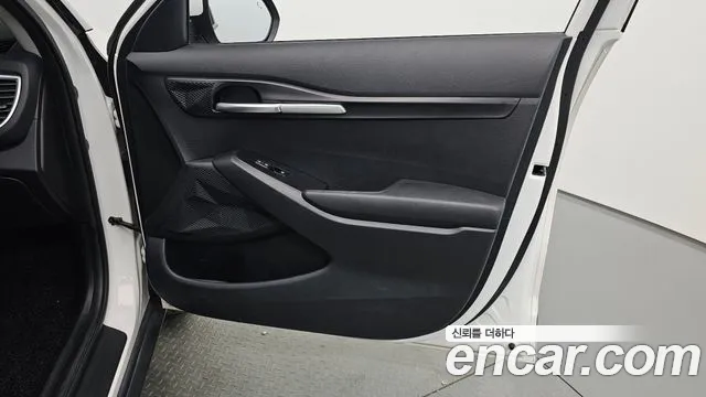 Kia Seltos New — Фото автомобиля 14
