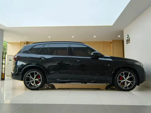 BMW X5 — Фото автомобиля 3