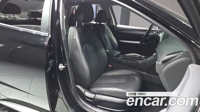 Hyundai Sonata Sonata (DN8) 2.0 LPG(Для проката) — Фото автомобиля 26