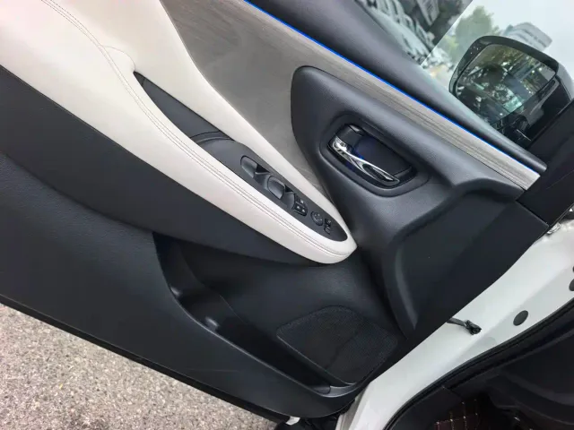 Nissan Murano — Фото автомобиля 3